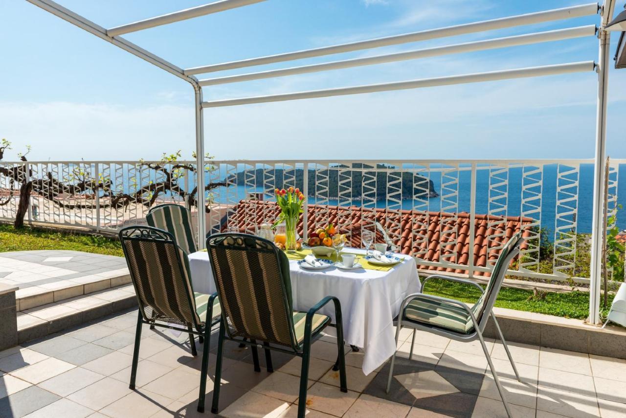 Apartments And Room Lora Dubrovnik Exterior photo