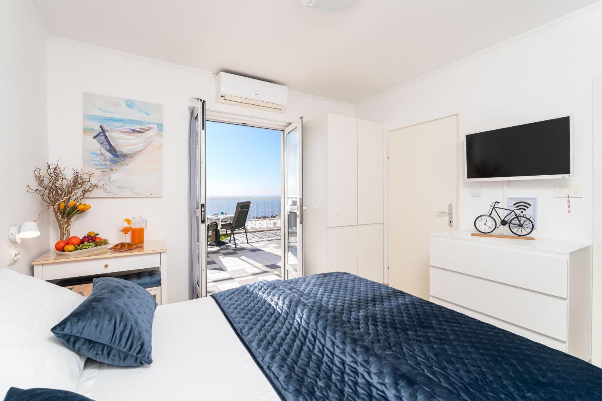 Apartments And Room Lora Dubrovnik Exterior photo
