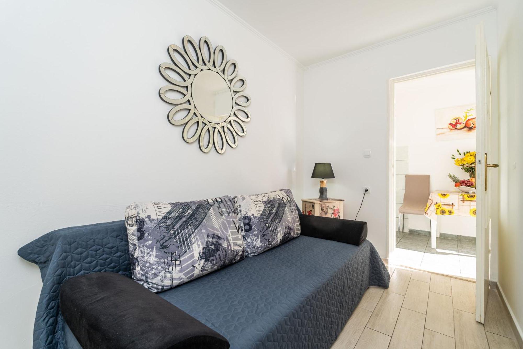 Apartments And Room Lora Dubrovnik Exterior photo